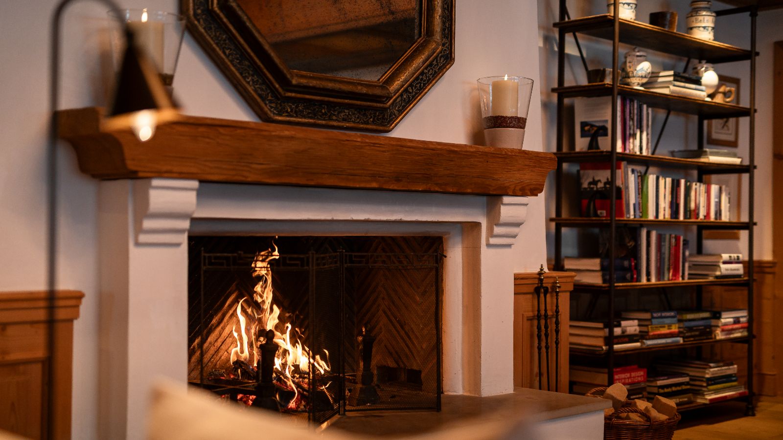 Luxury-Ski-Hotel-Lech-Aurelio-Oxford-Ski-Fireplace.jpg