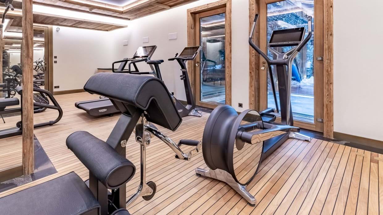 Gymnasium in Nord Resort, Spa _ Fitness at Ultima Courchevel Belevédère (1).jpg