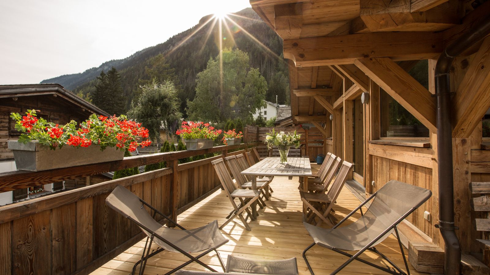 luxury-ski-chalets-chamonix-oxford-ski-granit-terrace.jpg