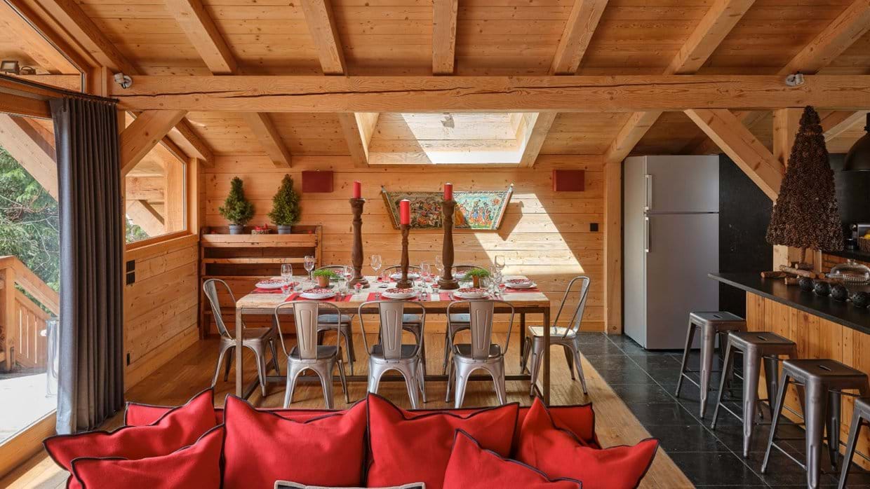 luxury-ski-chalets-chamonix-oxford-ski-ardoise-dining (1).jpg