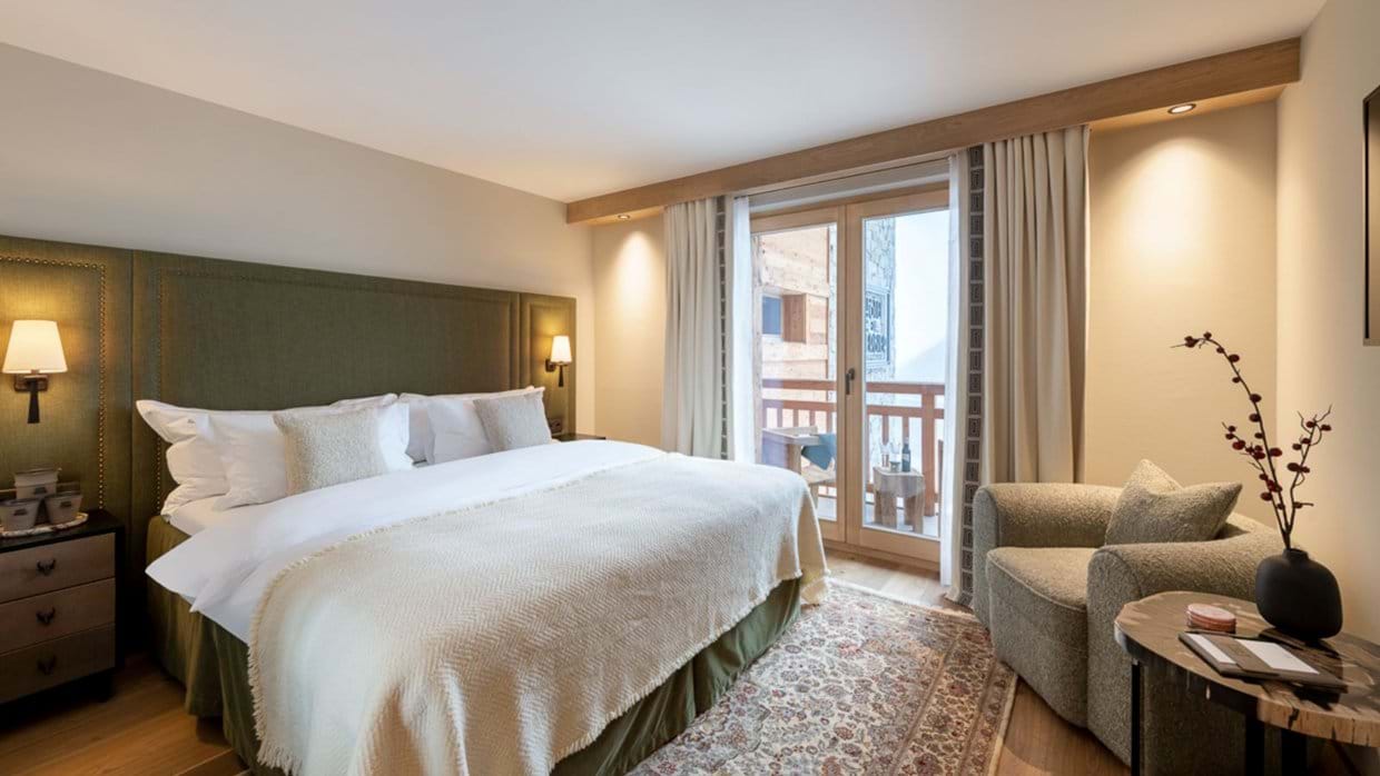 Luxury-Ski-Hotel-Verbier-Hotel-de-Verbier-Oxford-Ski-Bedroom (18).jpg