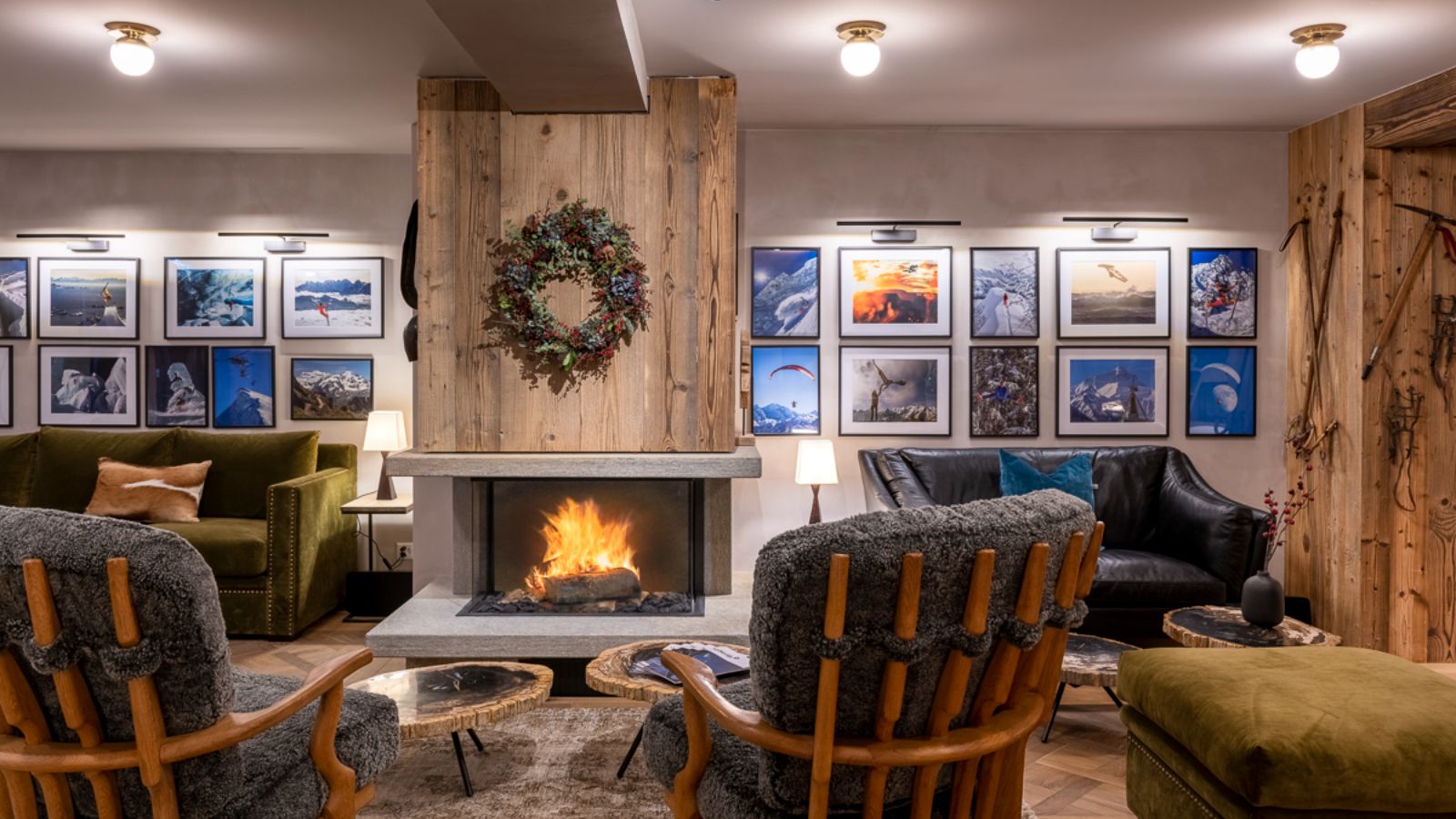 Luxury-Ski-Hotel-Verbier-Hotel-de-Verbier-Oxford-Ski-Fireplace.jpg