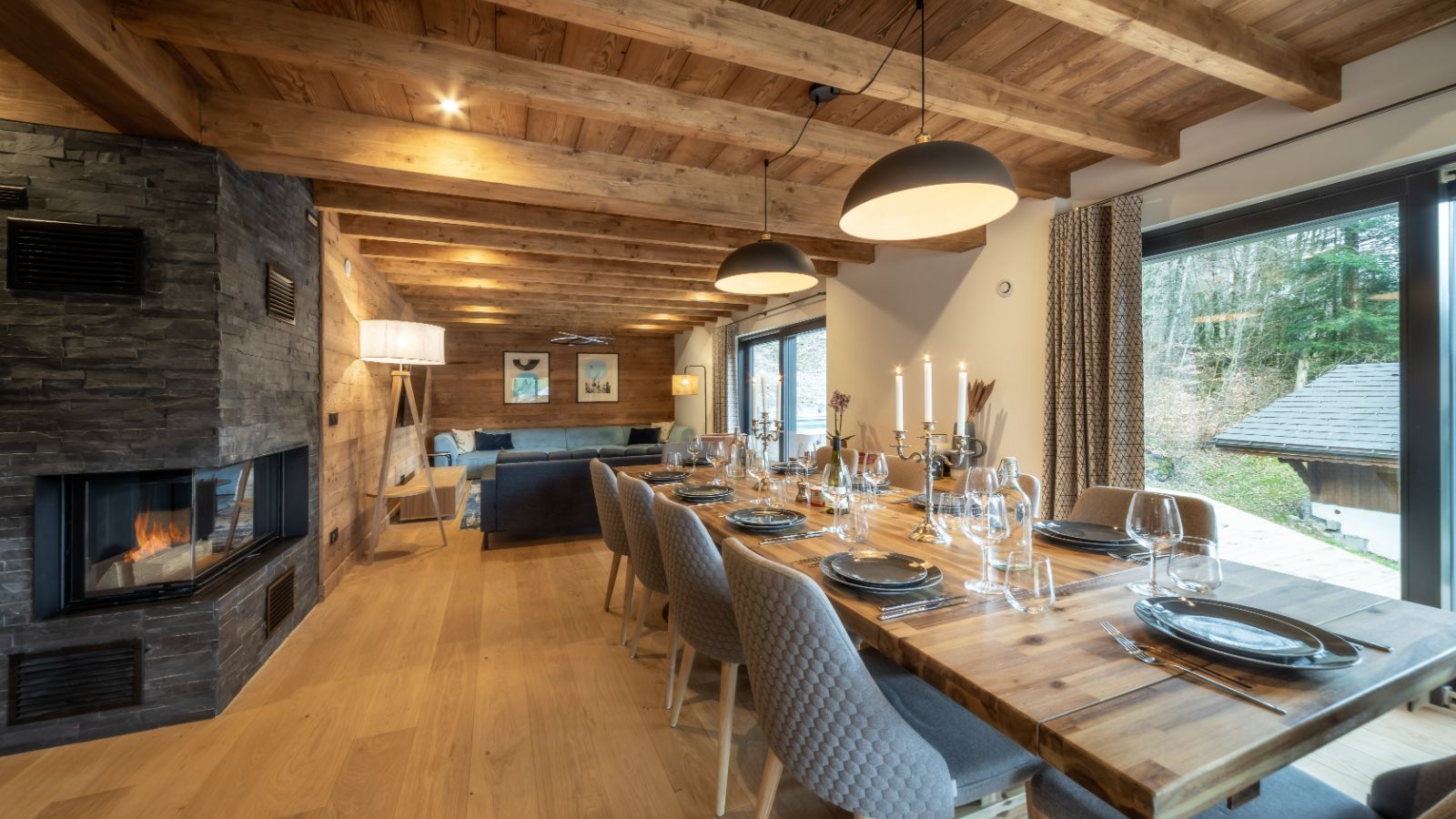 Chalet Meuniers_ Open plan Lounge and Dining area.jpg