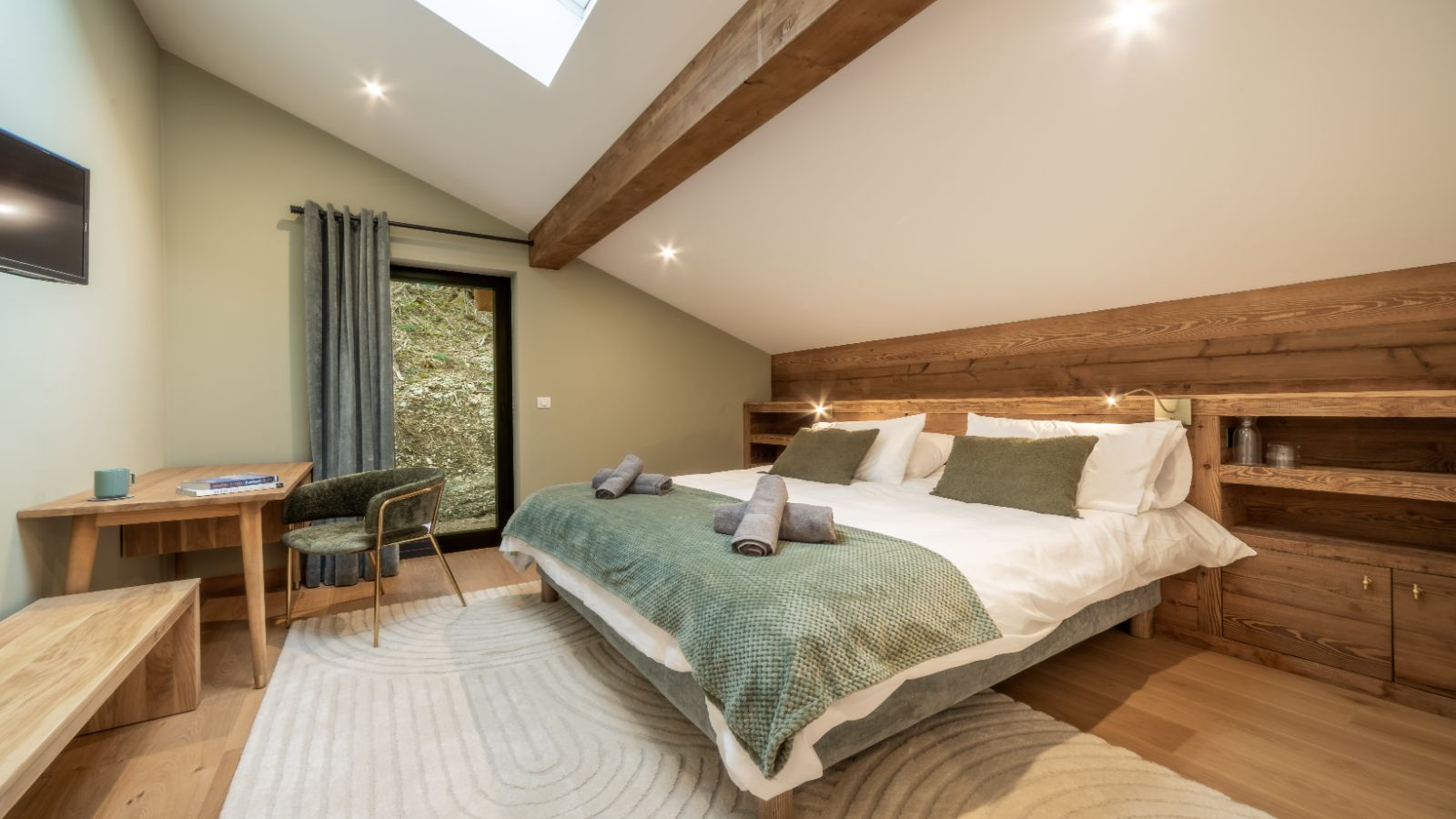 Chalet Meuniers_ Room 4.jpg