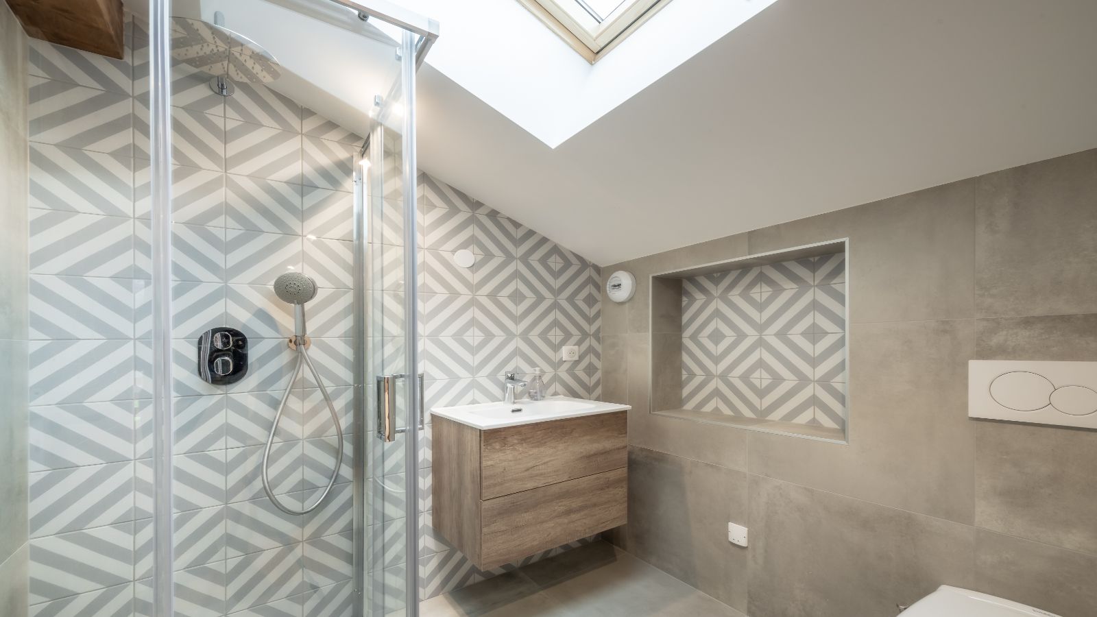 Chalet Meuniers_ Ensuite.jpg