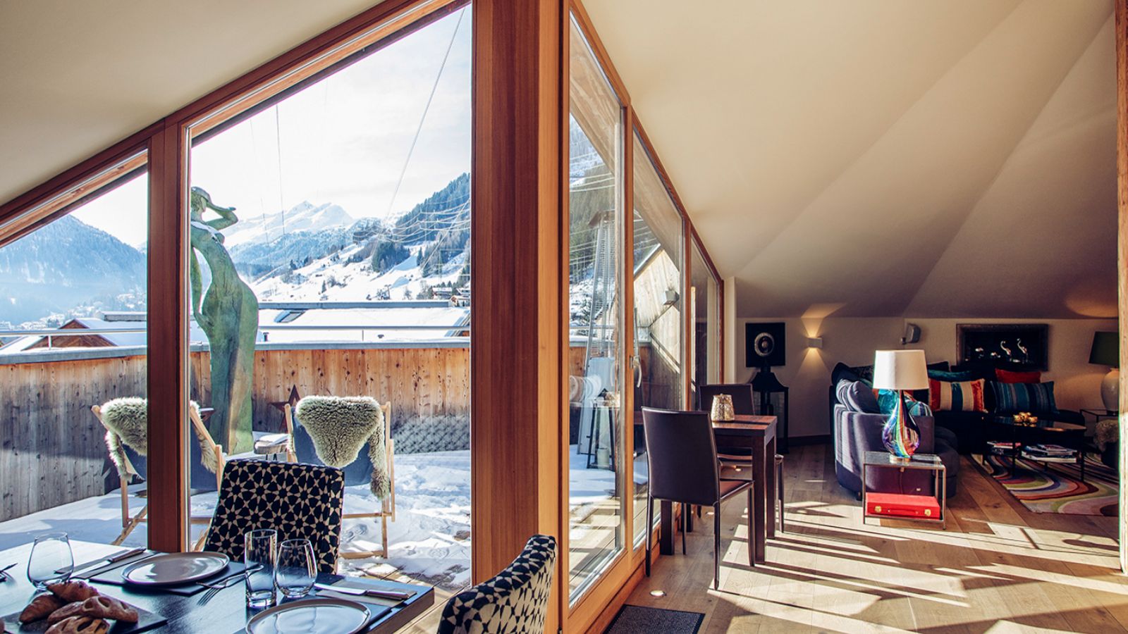 Luxury-Ski-Chalet-St-Anton-Chalet-Artemis-Oxford-Ski-Open-Plan-Living.jpg