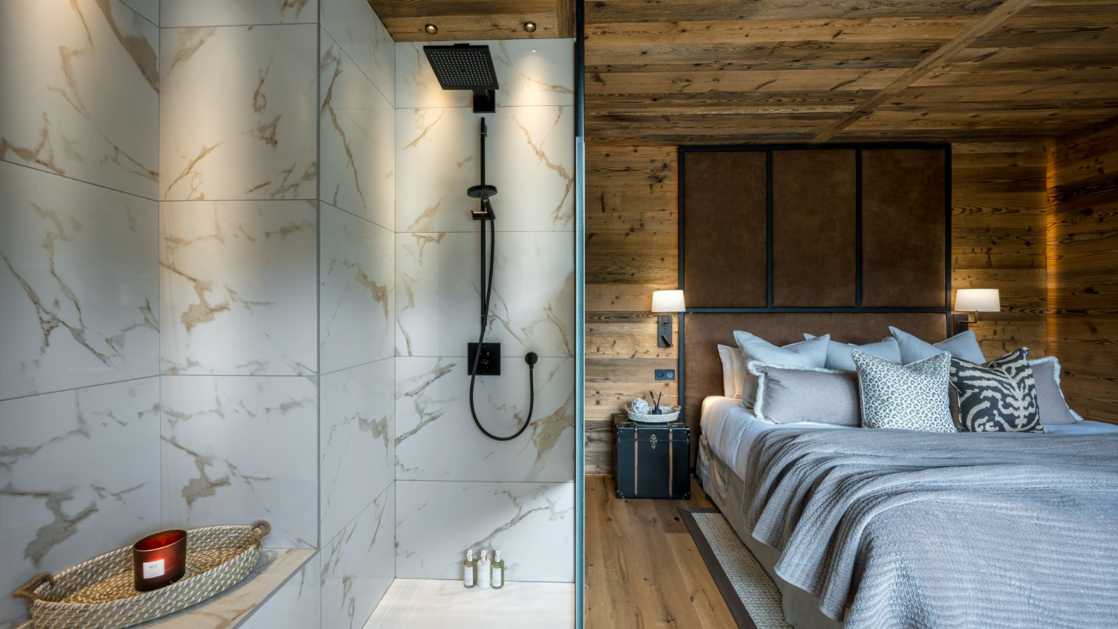 Chalet Mont Des Anges Bedroom shower.jpg