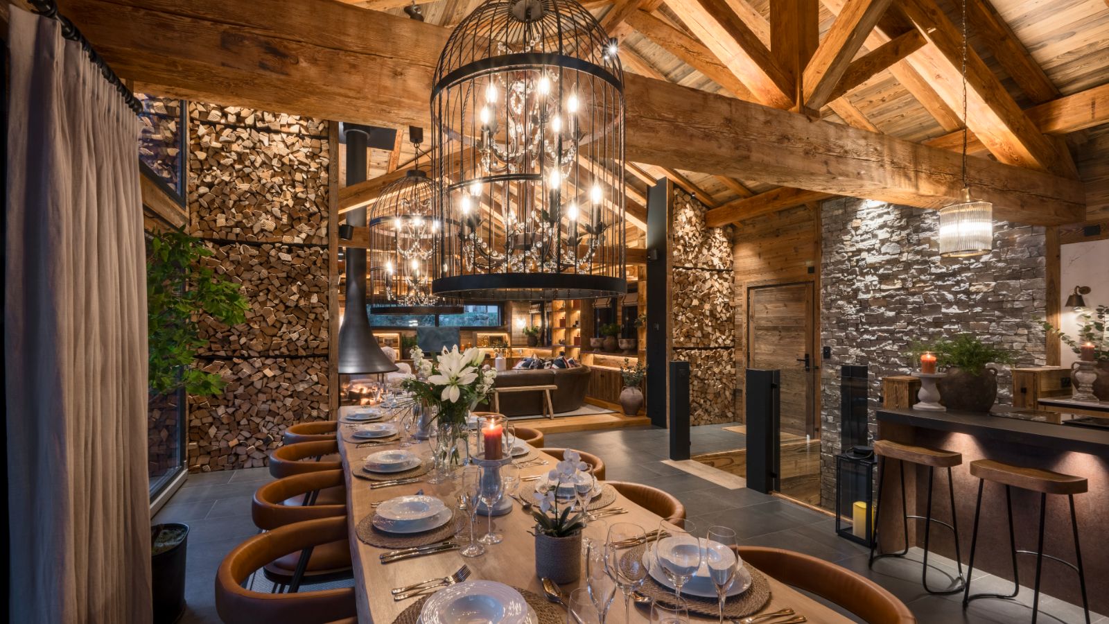 Chalet Mont Des Anges Staircase.jpg