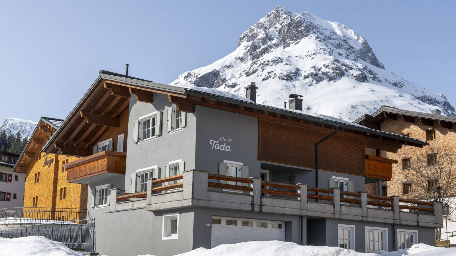 luxury-ski-chalet-lech-chalet-toda-oxford-ski-exterior.jpg