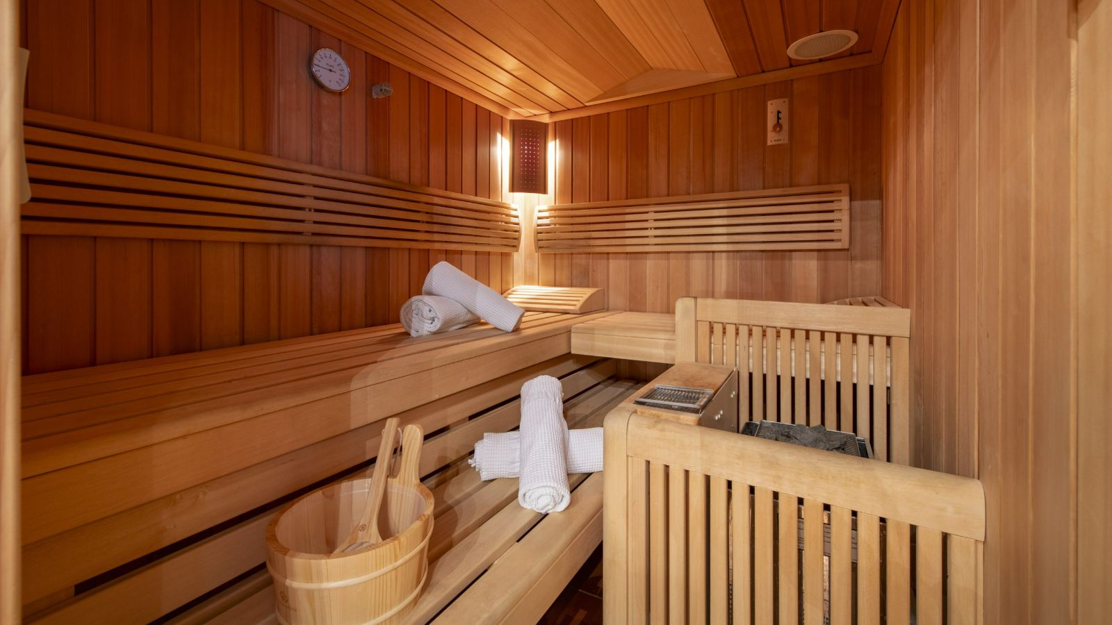 luxury-ski-chalet-lech-chalet-toda-oxford-ski-sauna.jpg
