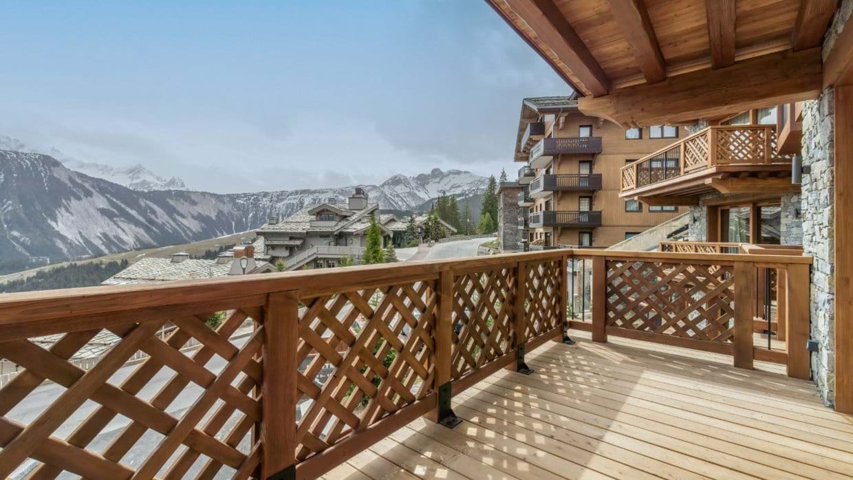Luxury-Ski-Chalet-Courchevel-Manej-Apartment-4-Oxford-Ski-terrace.jpg