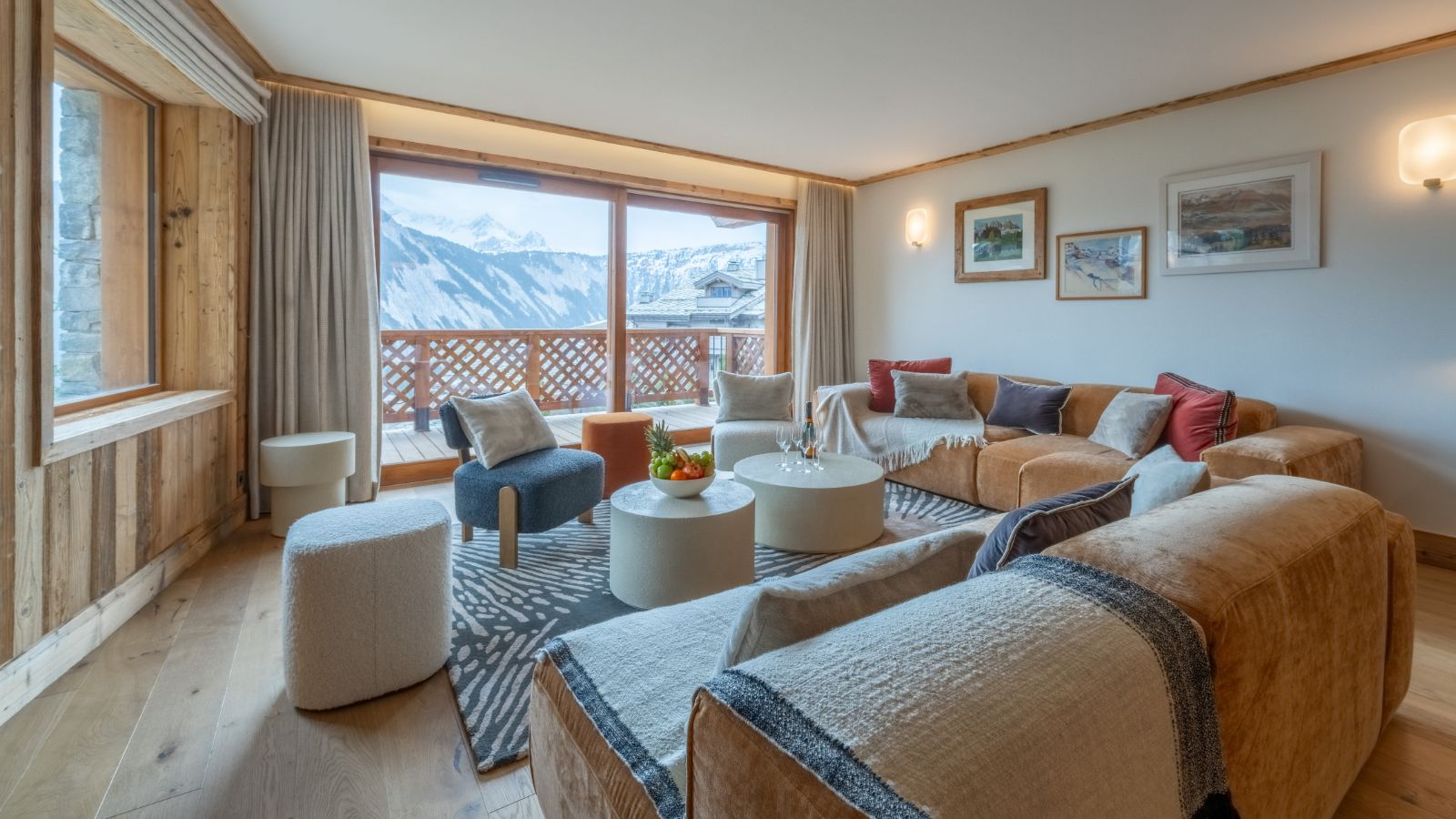 Luxury-Ski-Chalet-Courchevel-Manej-Apartment-4-Oxford-Ski-living.jpg