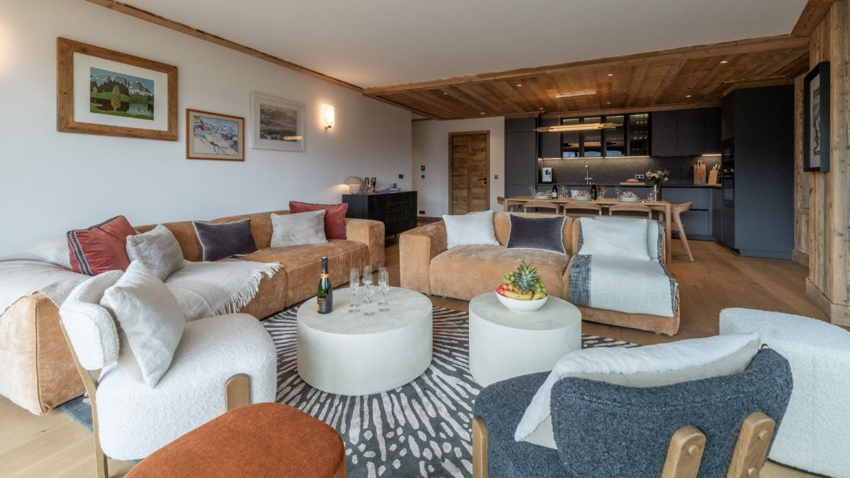 Luxury-Ski-Chalet-Courchevel-Manej-Apartment-4-Oxford-Ski-living3.jpg