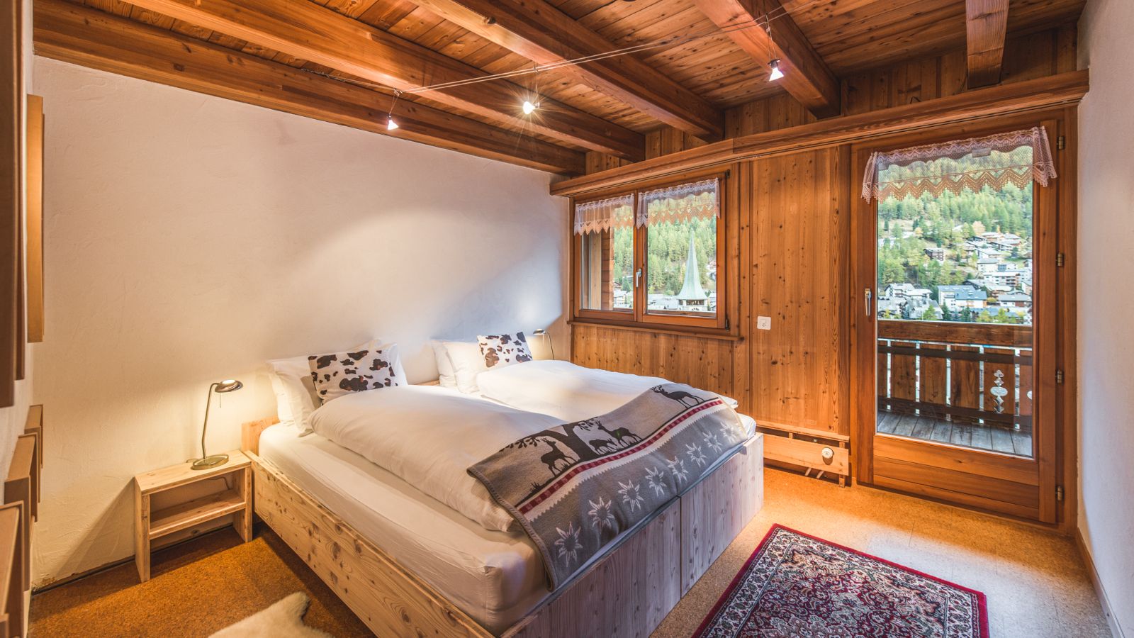 Luxury-Ski-Chalet-Zermatt-Chalet-Schipfa-Oxford-Ski-Twin Bedroom.jpg
