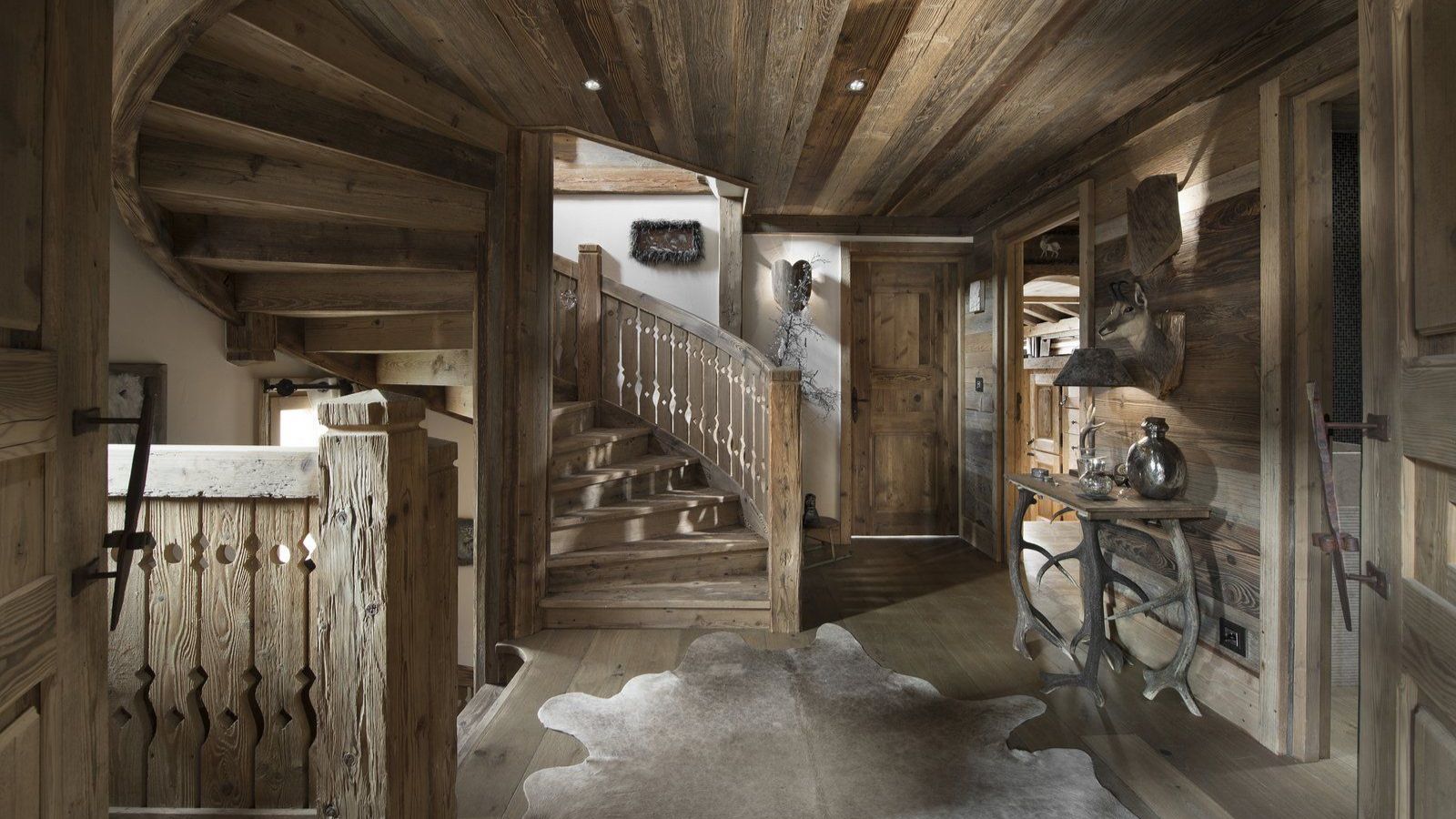 Luxury-Ski-Chalet-Courchevel-1550-Chalet-Makalu-Oxford-Ski-Stairs.jpg