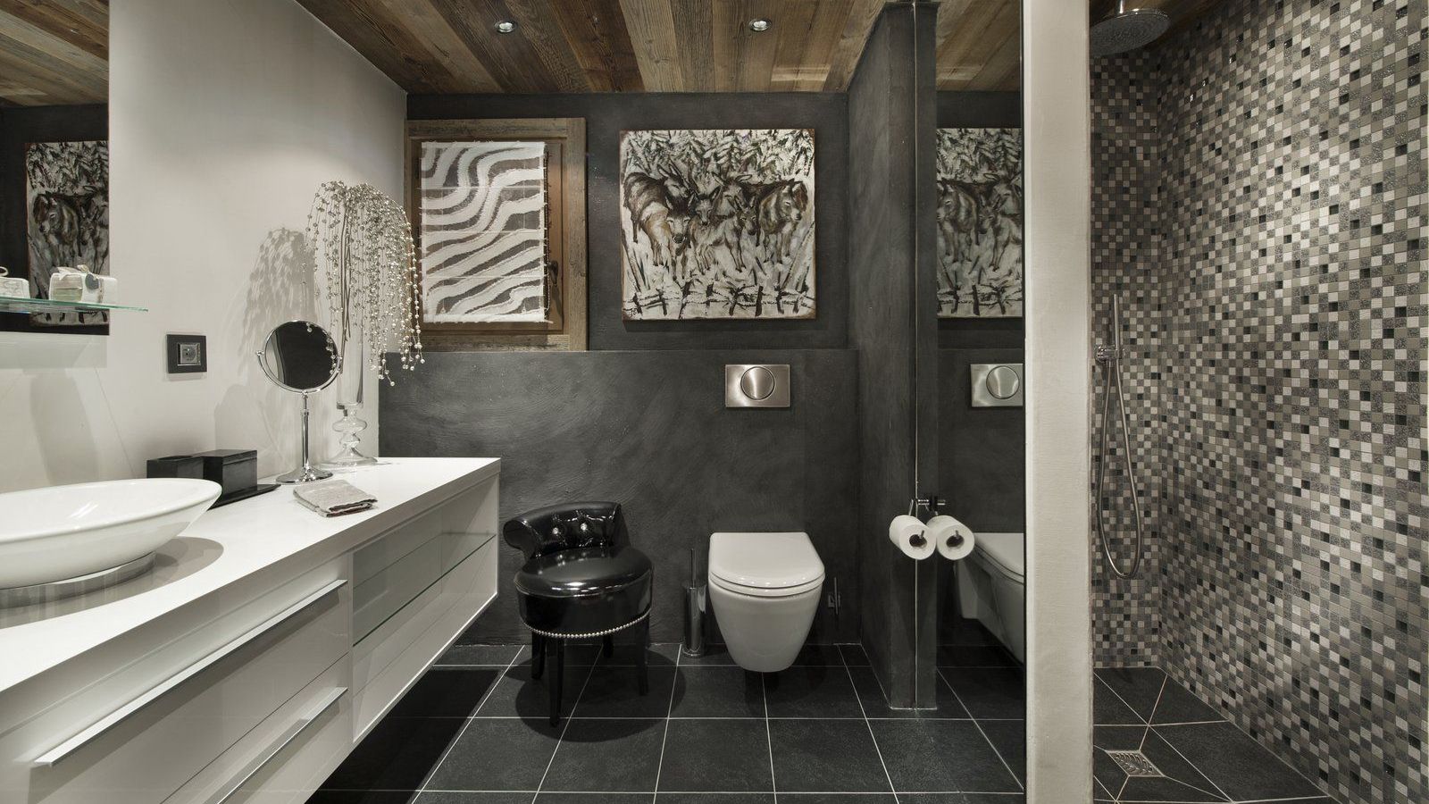 Luxury-Ski-Chalet-Courchevel-1550-Chalet-Makalu-Oxford-Ski-Bathroom.jpg