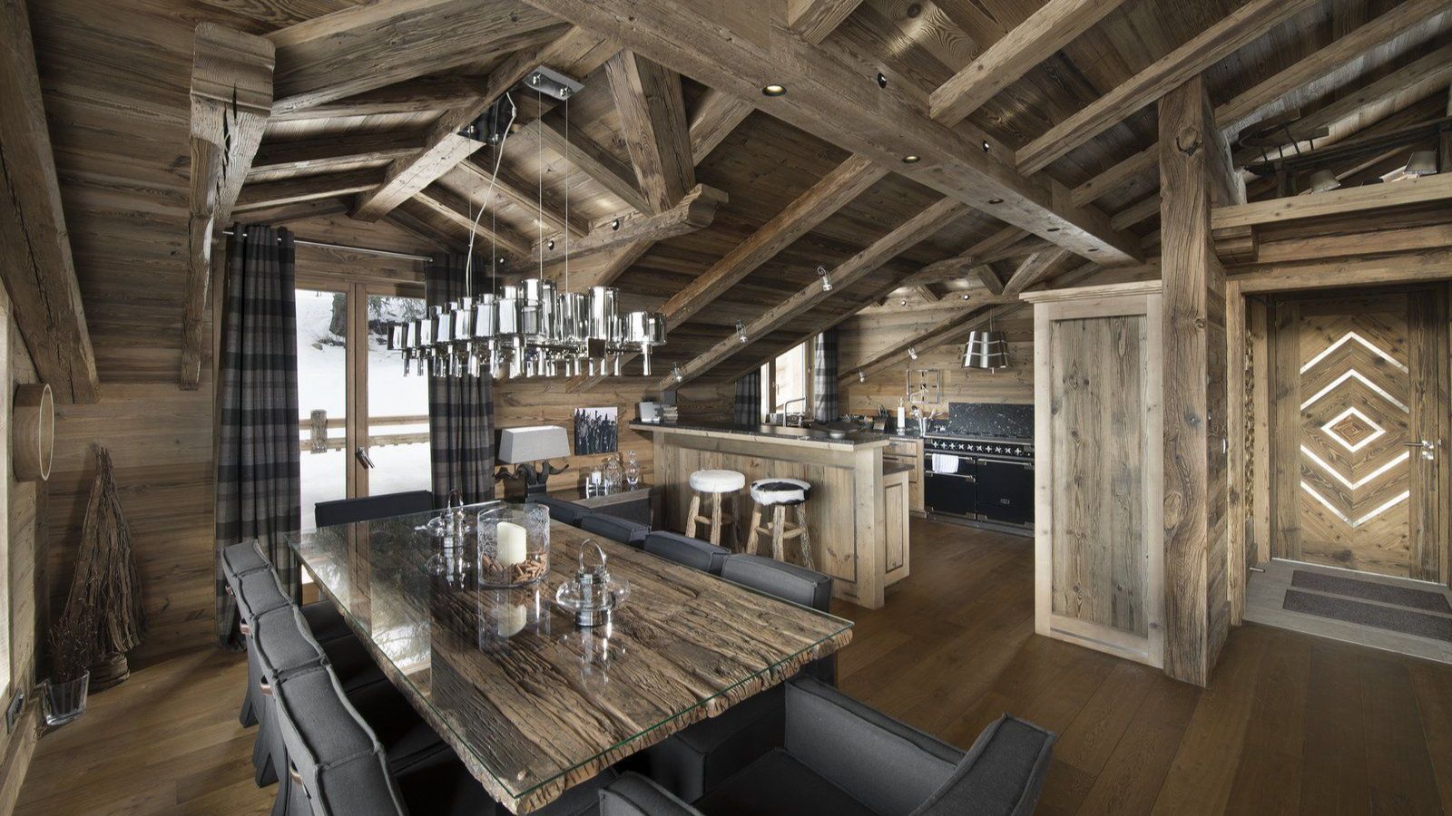 Luxury-Ski-Chalet-Courchevel-1550-Chalet-M-Oxford-Ski-Dining.jpg