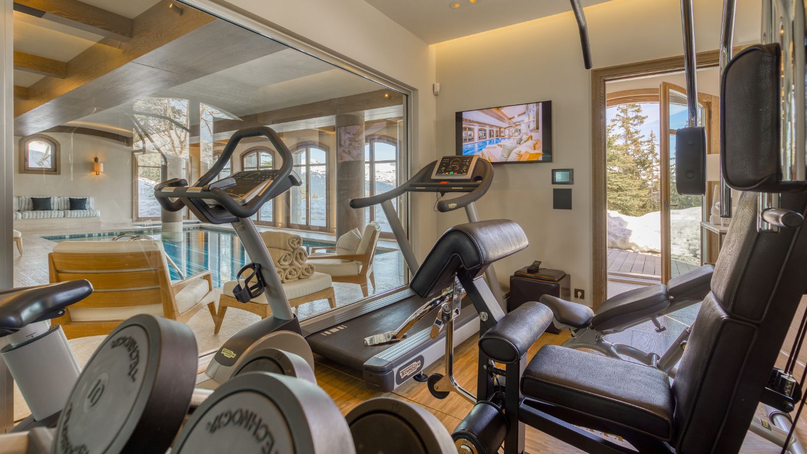 Chalet Shemshak Gym.jpg