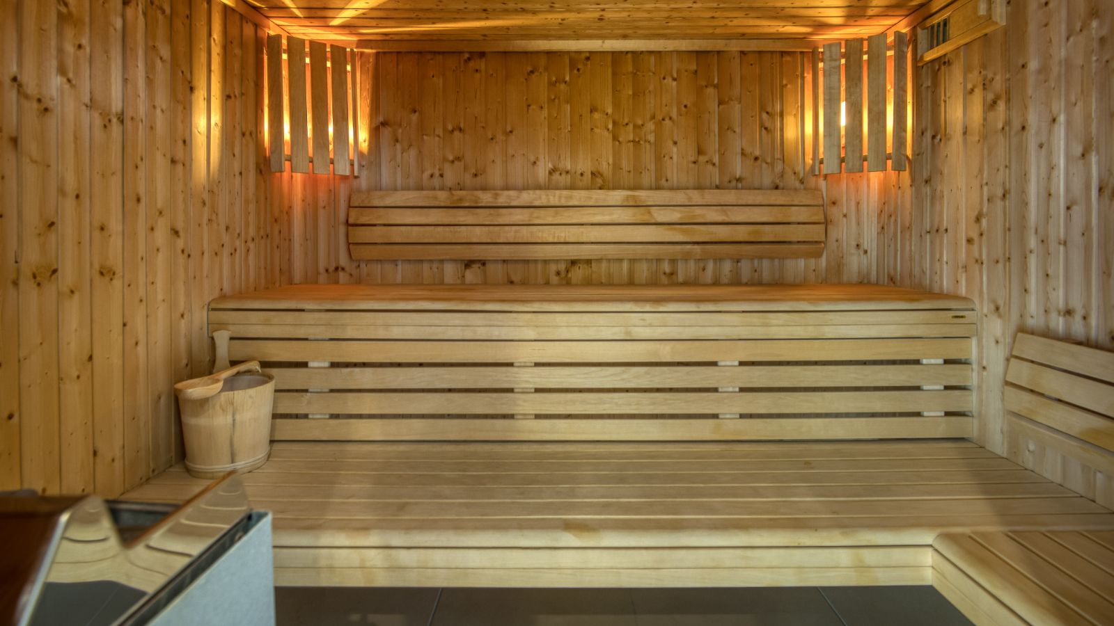 Chalet Shemshak Sauna.jpg