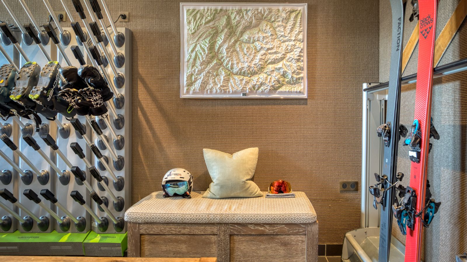 Chalet Shemshak Ski room.jpg