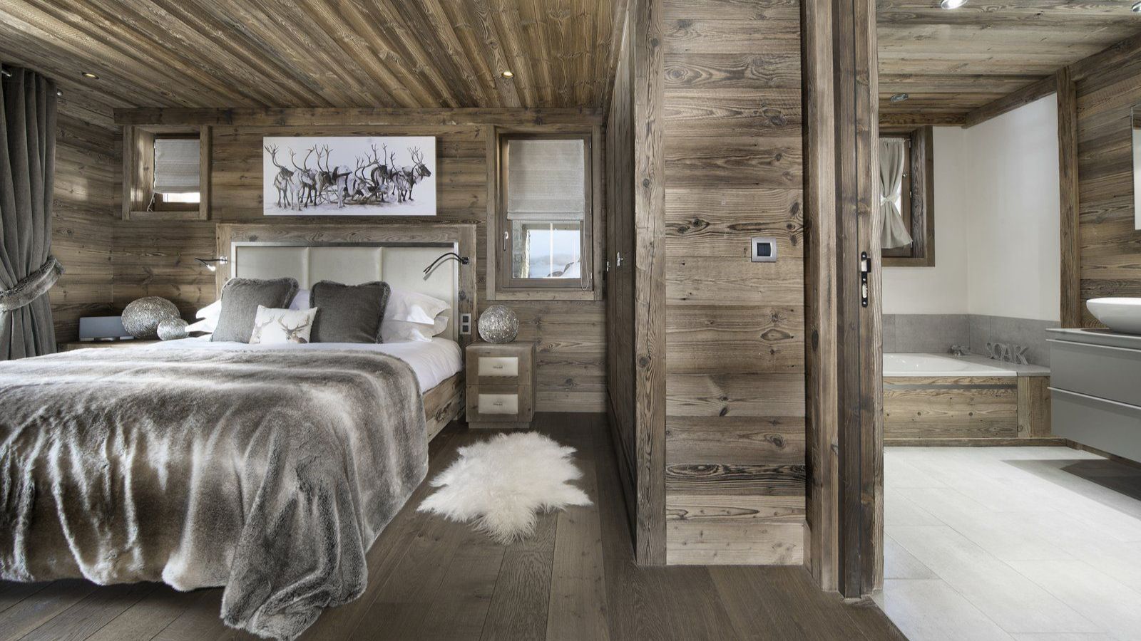 Luxury-Ski-Chalet-Courchevel-1550-Chalet-L'Or-Blanc-Oxford-Ski-Bedroom (3).jpg