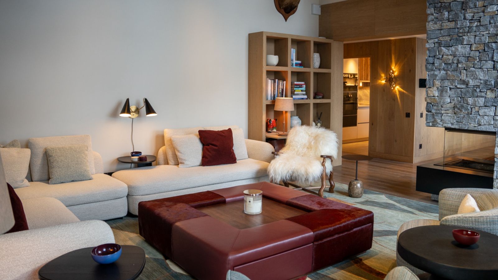 Silverstone Lodge Signature No. 4