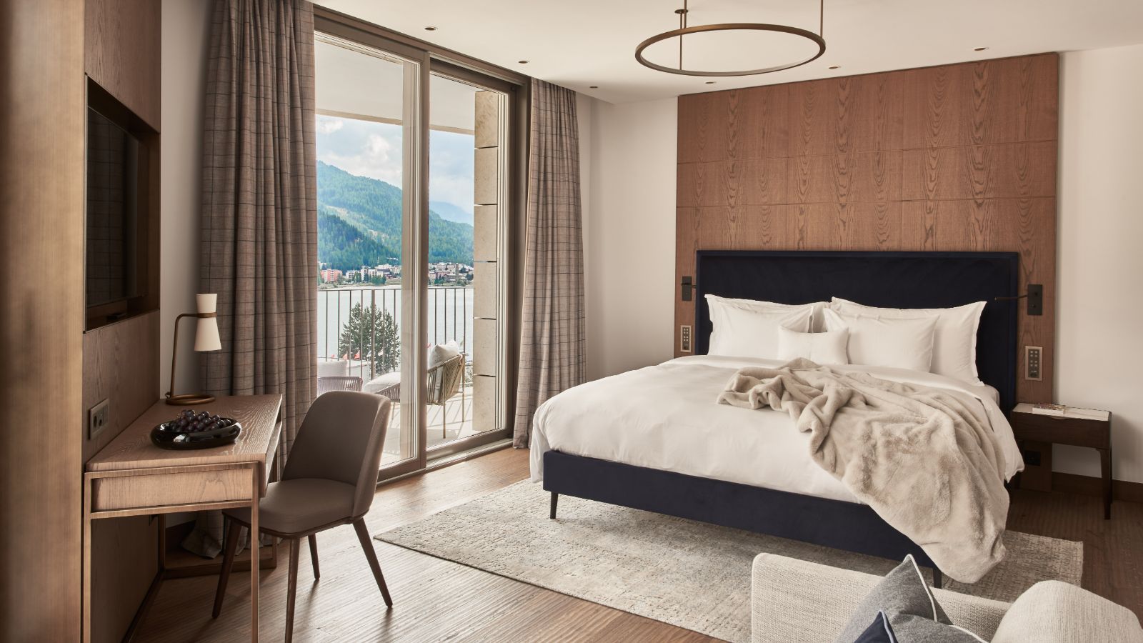21-Luxury-Ski-Hotel-St-Moritz-Grace-Oxford-Ski-Bedroom (21).jpg