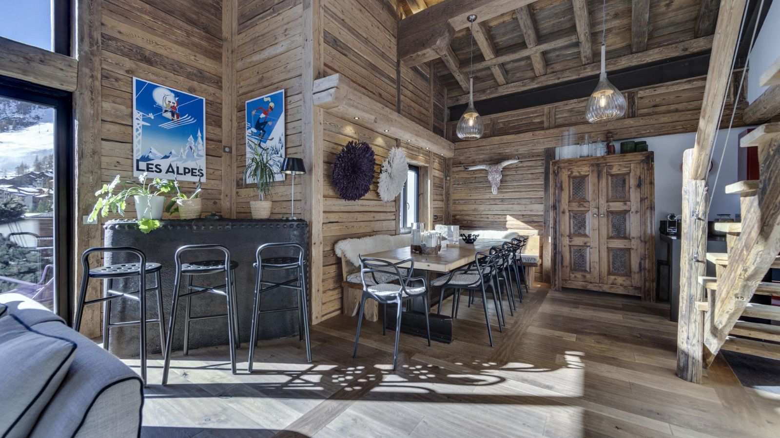 Luxury Ski Apartment- Penthouse Artemis Dining area- Oxford Ski.jpg