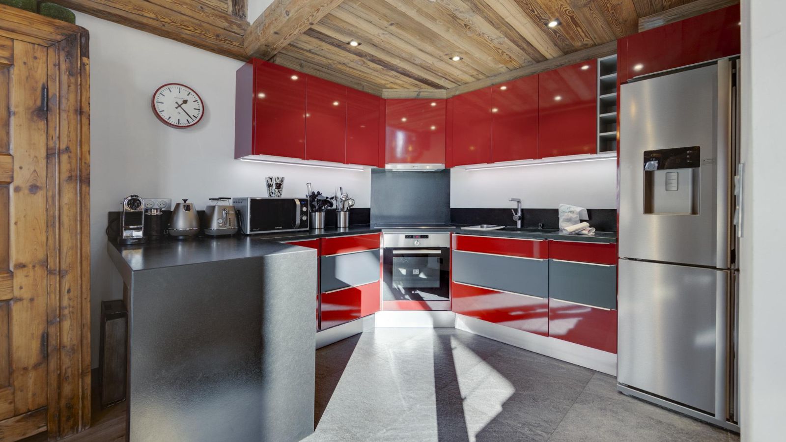 Luxury Ski Apartment- Penthouse Artemis Kitchen- Oxford Ski.jpg