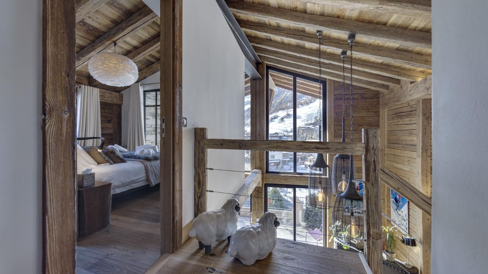 Luxury Ski Apartmnet- Penthouse Artemis Landing- Oxford Ski.jpg