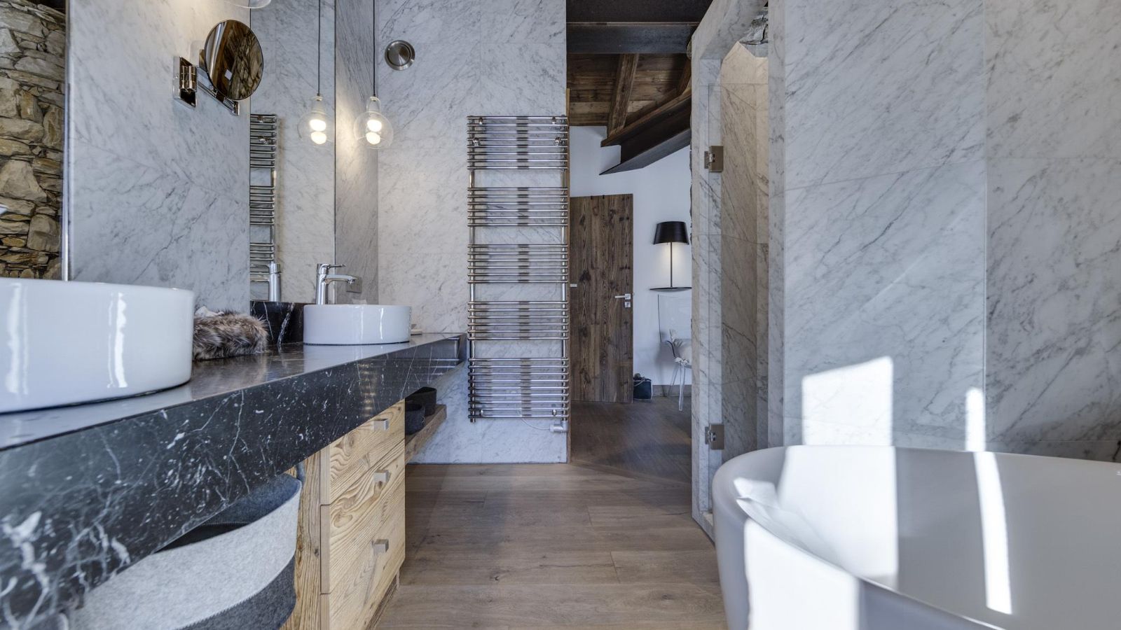 Luxury Ski Apartment- Penthouse Artemis Bathroom 5- Oxford Ski.jpg