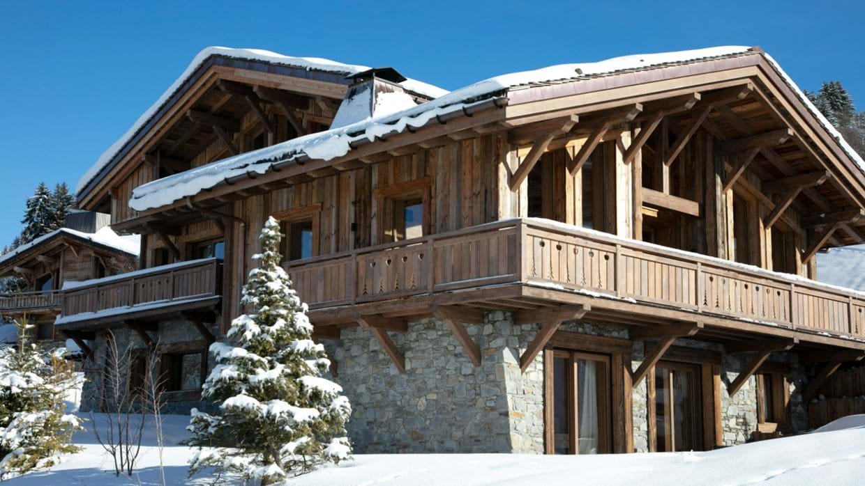 Les Chalet des Ors- Exterior- Oxford Ski.jpg