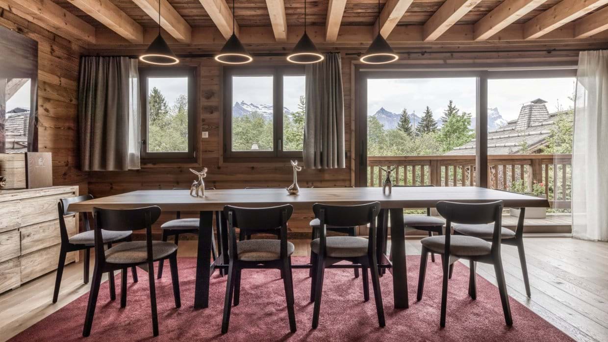 Luxury-Ski-Chalet-Megeve-Chalet Grey Fox-Dining table-Oxford Ski.jpg