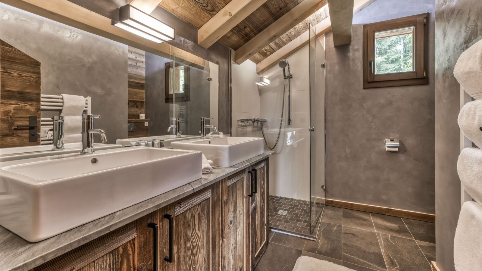 Luxury-Ski-Chalet-Megeve-Chalet Grey Fox-Bathroom 1-Oxford Ski.jpg