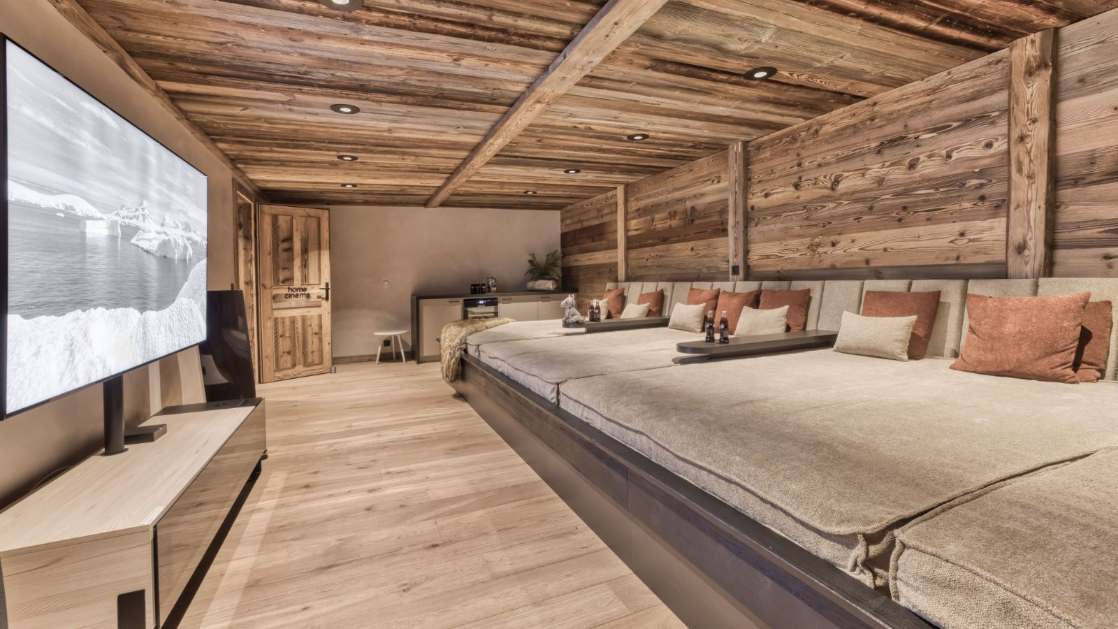 Luxury-Ski-Chalet-Megeve-Chalet White Fox-Cinema-Oxford Ski.jpg