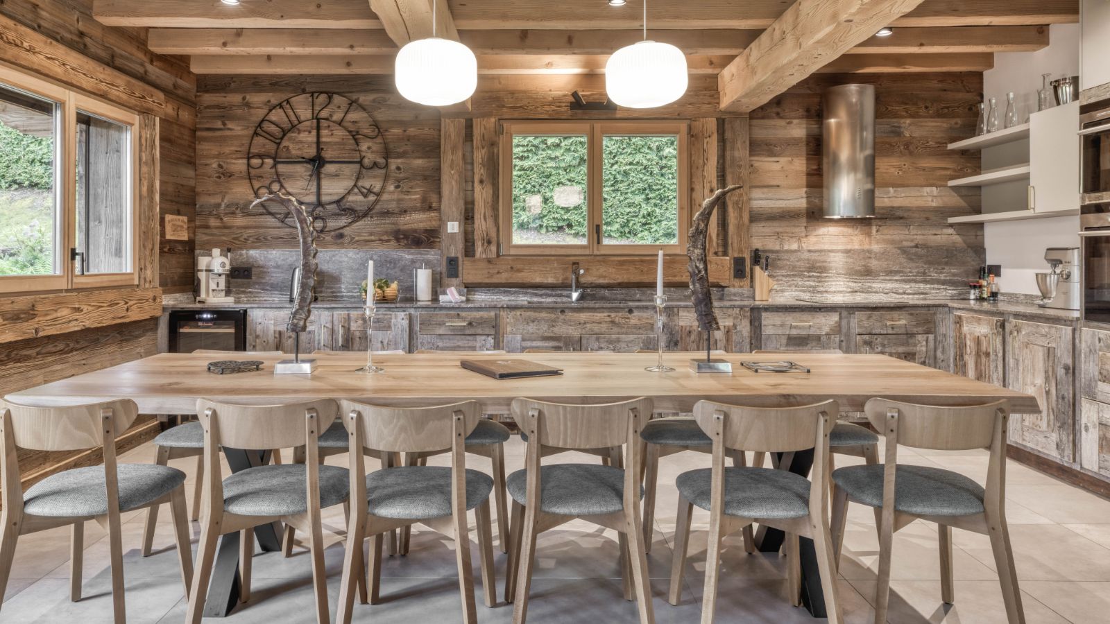 Luxury-Ski-Chalet-Megeve-Chalet White Fox-Dining Table-Oxford Ski.jpg