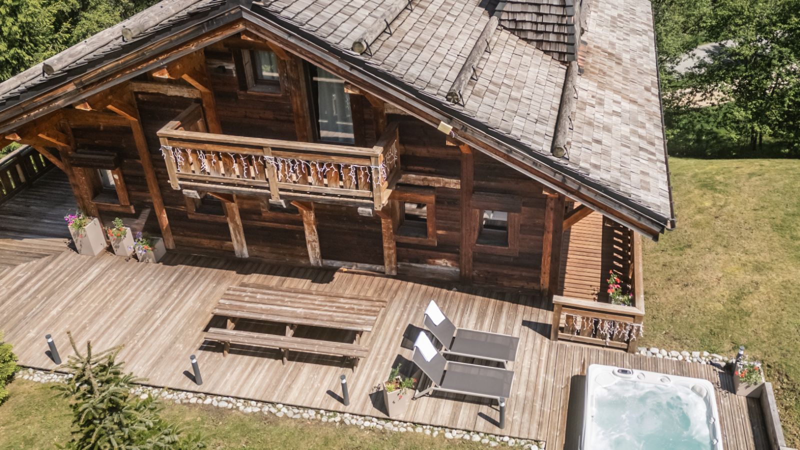 Luxury-Ski-Chalet-Megeve-Chalet Red Fox-Terrace-Oxford Ski.jpg