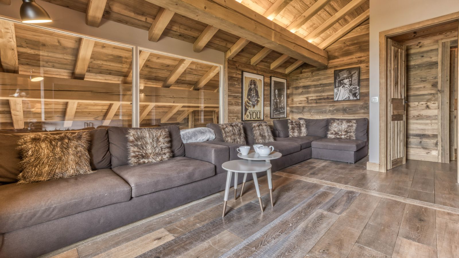 Luxury-Ski-Chalet-Megeve-Chalet Silver Fox-Mezzaine 2-Oxford Ski.jpg
