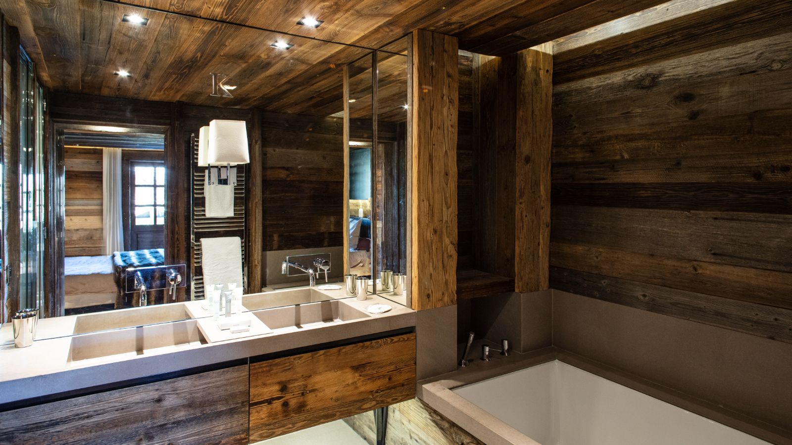 Luxury-Ski-Chalet- Megeve-Le Chalet Cry-Bathroom 1-Oxford-Ski.jpg