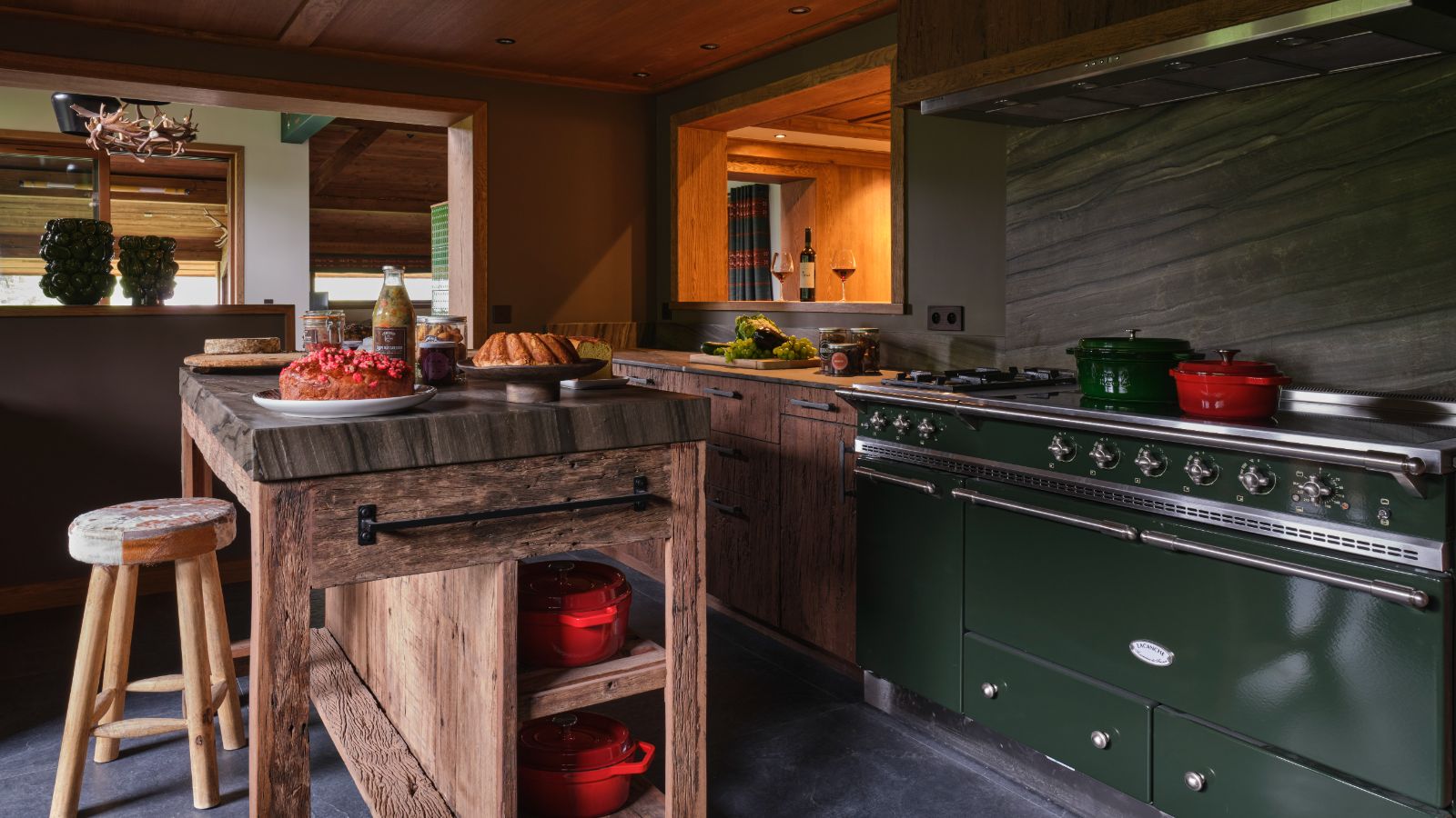Luxury-Ski-Chalet-Megève-Le Chalet Le Molitor-Kitchen-Oxford Ski.jpg