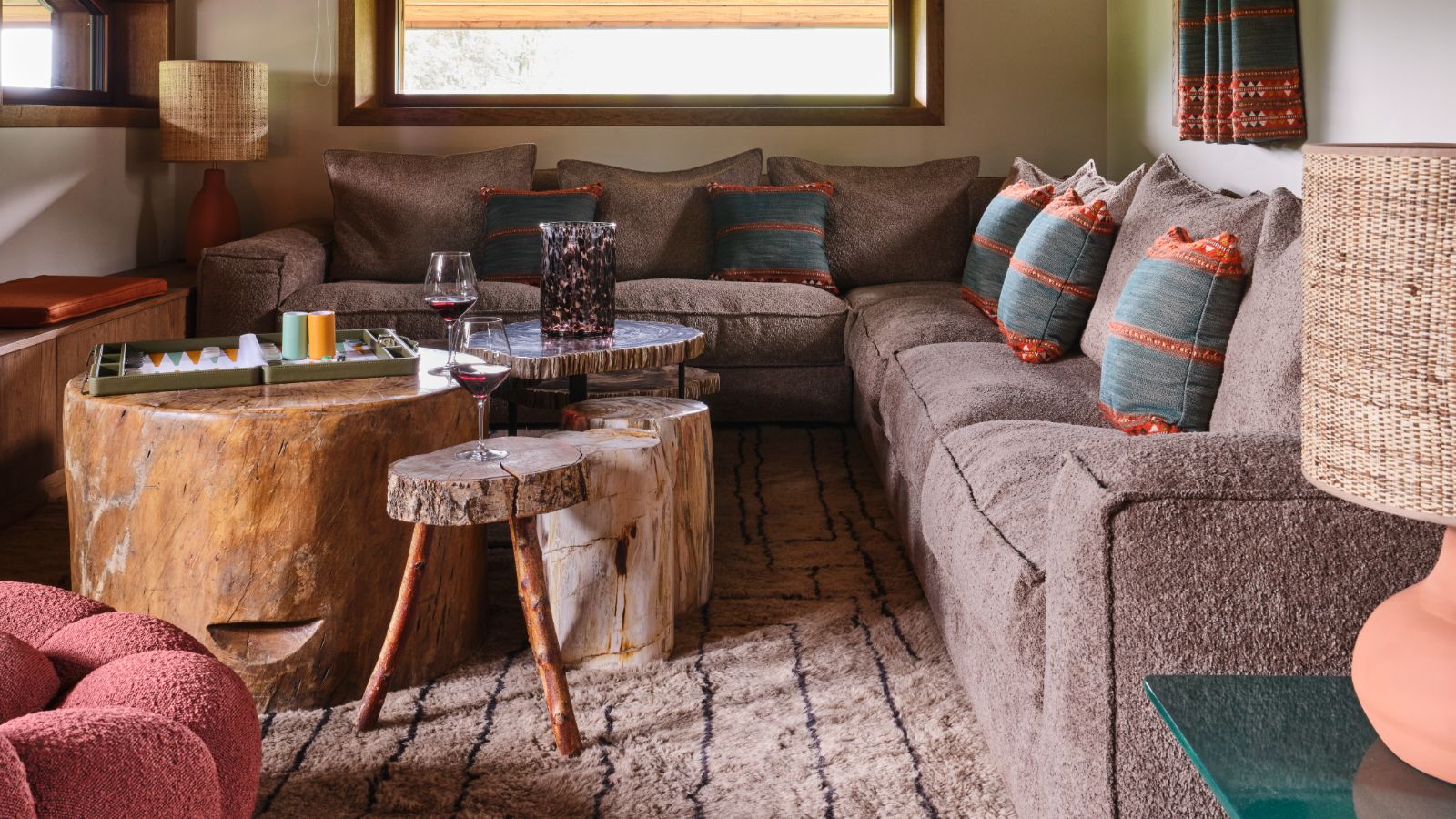 Luxury-Ski-Chalet-Megève-Le Chalet Le Molitor-Livingroom-Oxford Ski.jpg