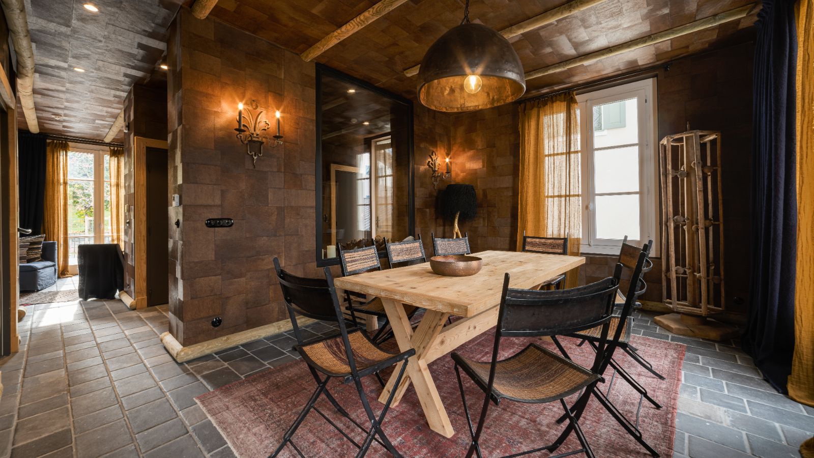Luxury-Ski-Chalet-Megeve-Le-Pionnier-Oxford-Ski-Dining.jpg