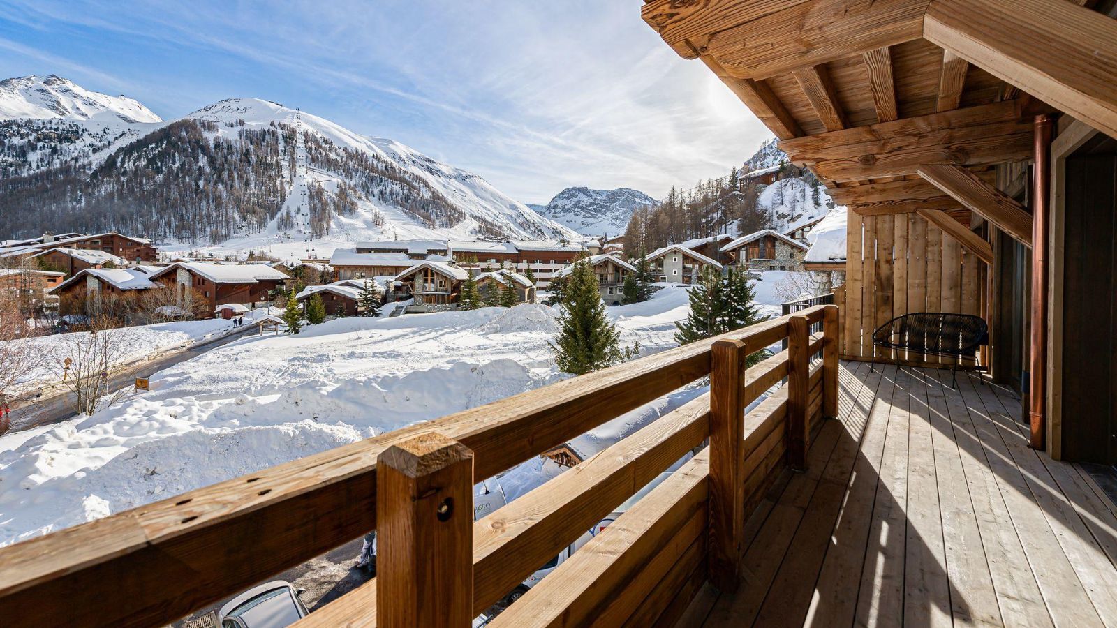 Luxury-Ski-Chalet-Val d'Isere-Apartment-The View-Oxford-Ski-Terrace.jpg