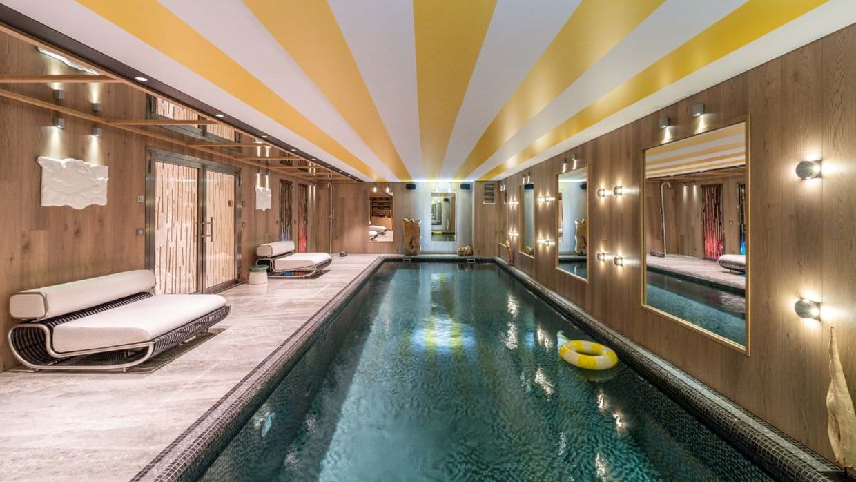 Luxury-Ski-Chalet-Courchevel-1850-Chalet-B-Oxford-Ski-Swimming-Pool.jpg