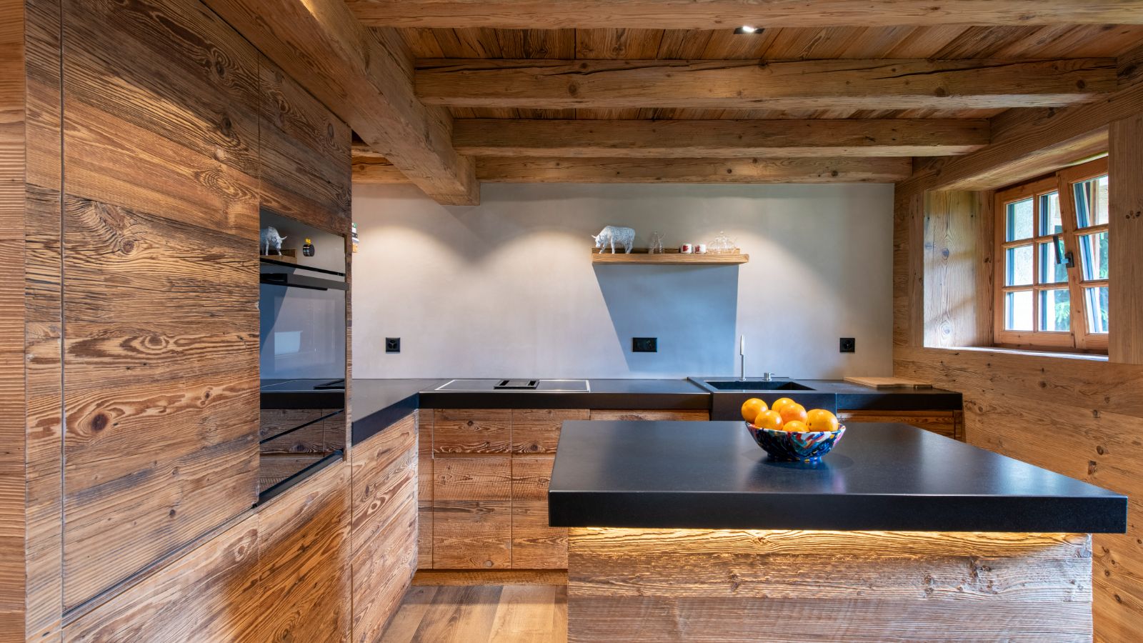 Luxury-Ski-Chalet-Verbier-Chalet-Riant-Oxford-Ski-Kitchen.jpg
