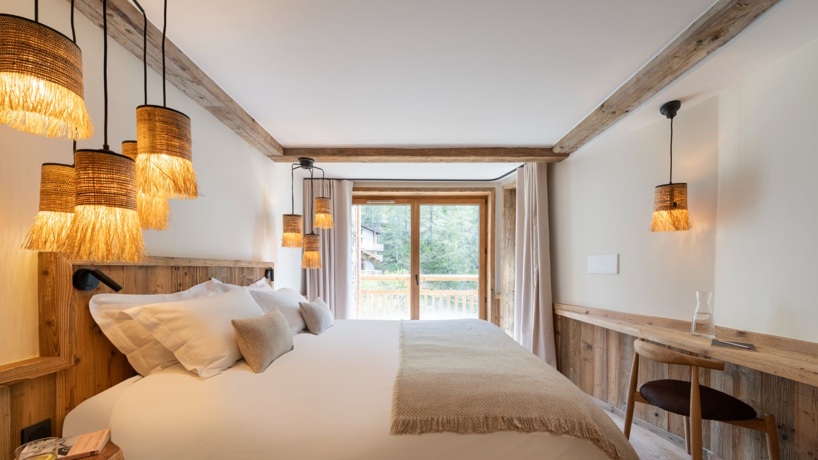 Luxury-Ski-Chalet-Val d'Isere-Arolay Apartment 2-Oxford-Ski-Bedroom.jpg