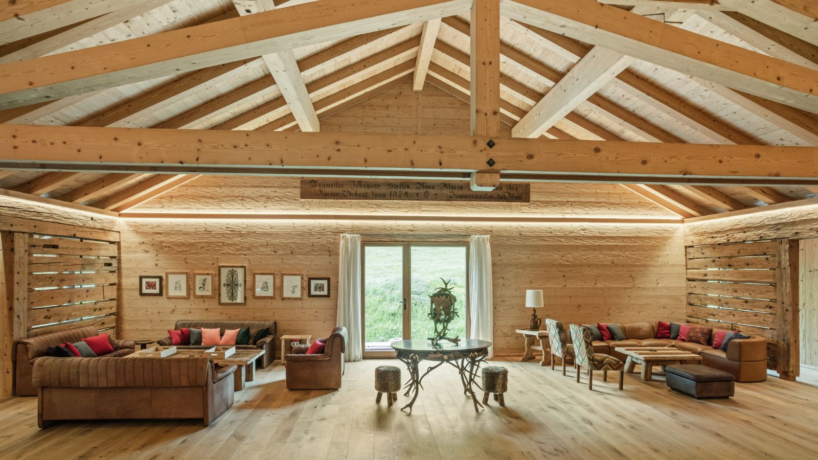 Luxury-Ski-Chalet-Gstaad-Chalet 1808-Main living area-Oxford-Ski.jpg