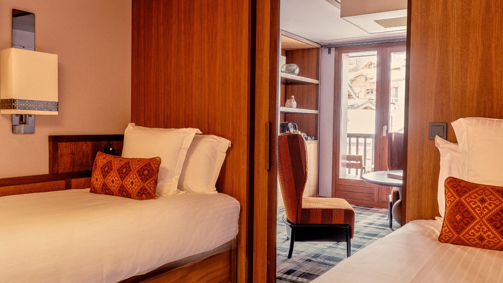 luxury-ski-all-inclusive-val-disere-club-med-oxford-ski-twin (2).jpg