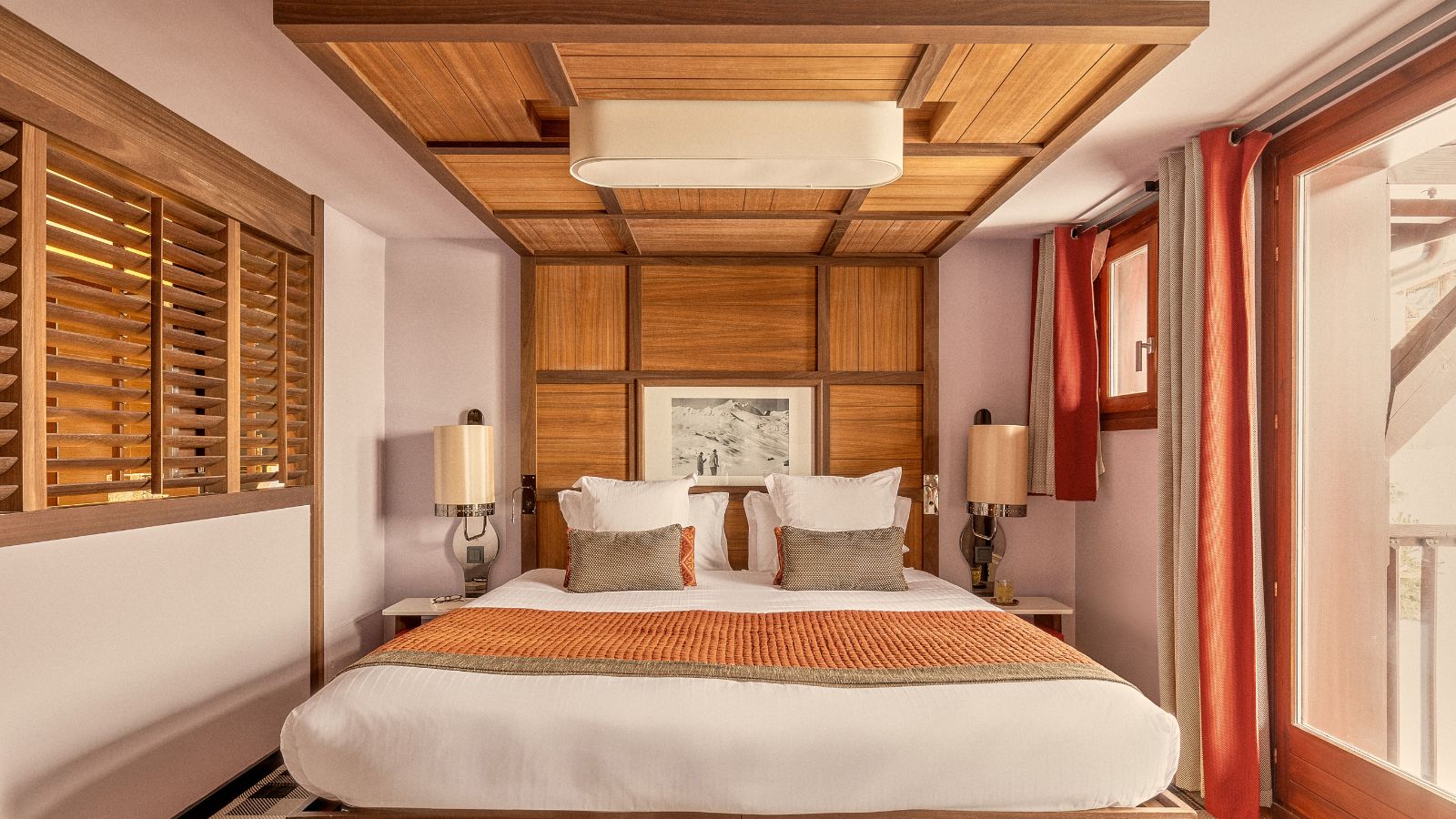 luxury-ski-all-inclusive-val-disere-club-med-oxford-ski-bedroom (2).jpeg