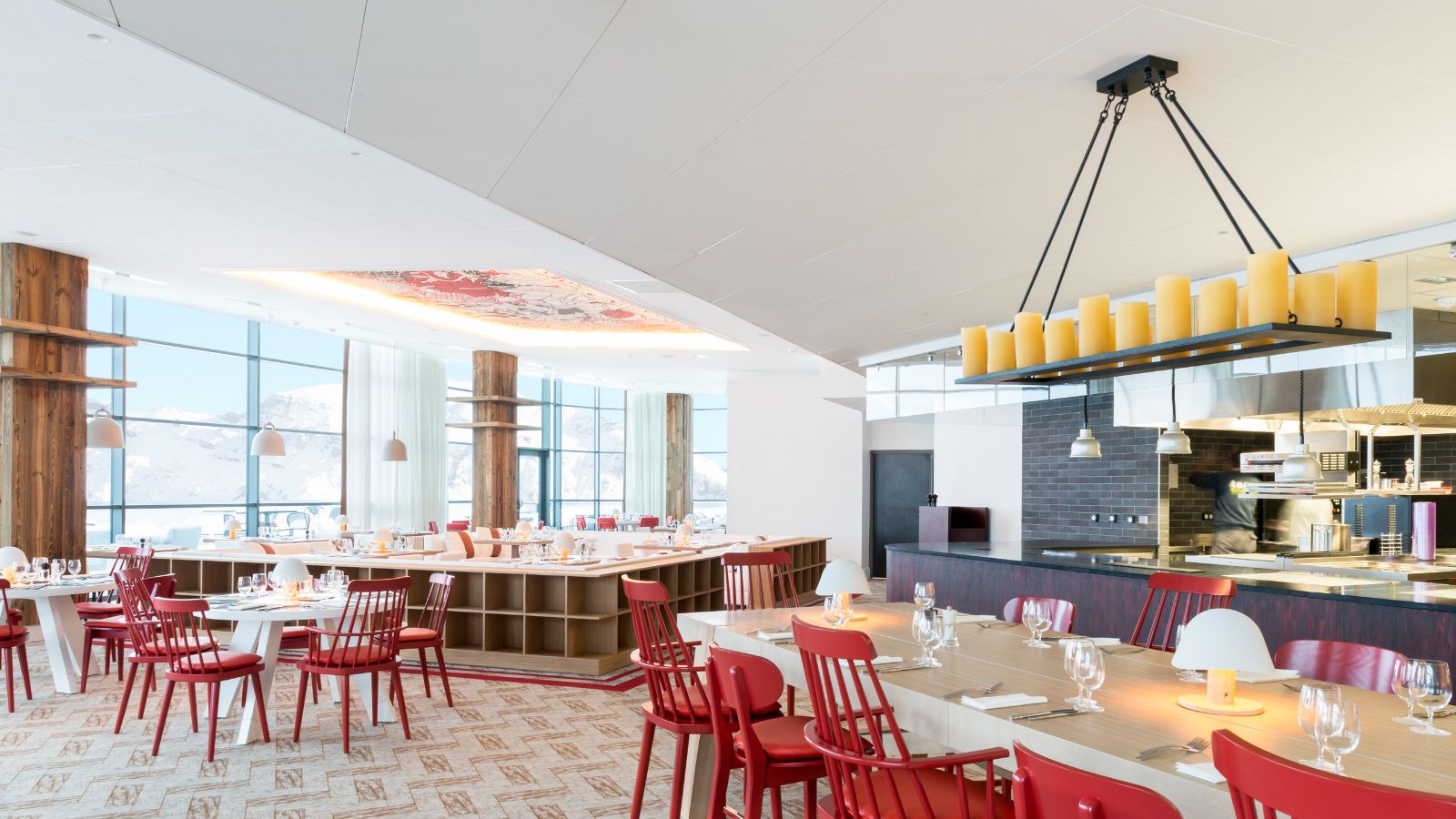 luxury-ski-all-inclusive-club-med-grand-massif-oxford-ski-restaurant (2).jpg